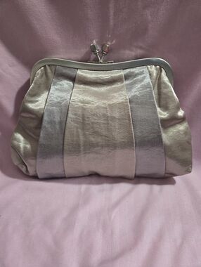 Bath & Body Works Metallic Kiss Lock Pleated Clutch Bag - Champagne